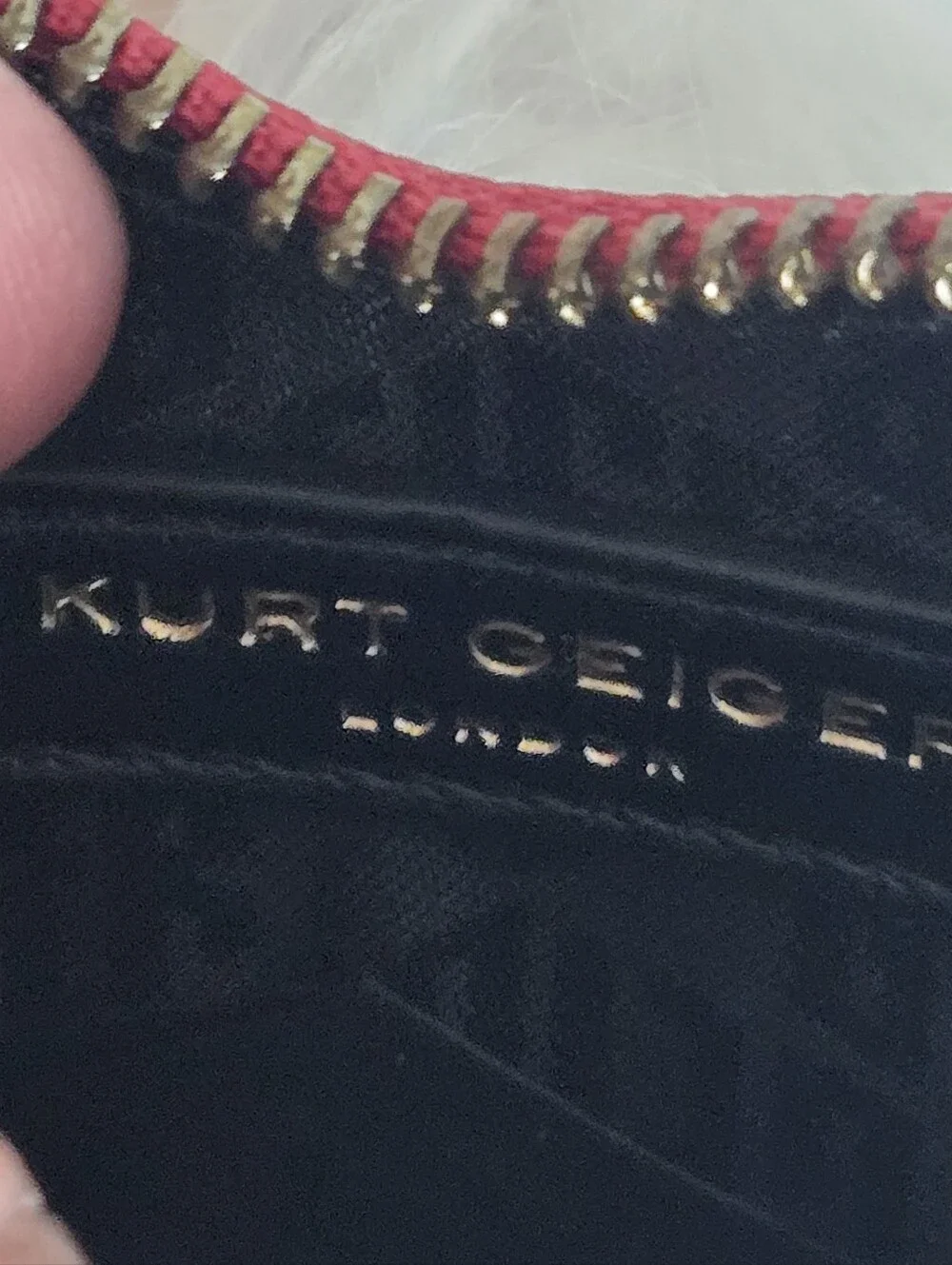 KURT GEIGER Heart-Shaped Charm